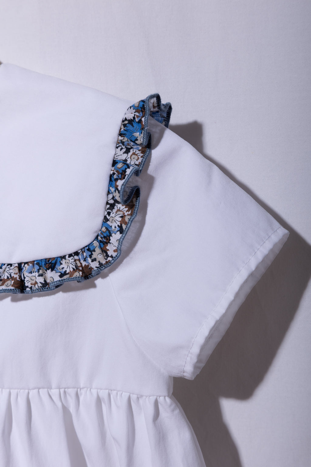 Abito Meringa Amtea – Purezza e Comfort in 100% Cotone