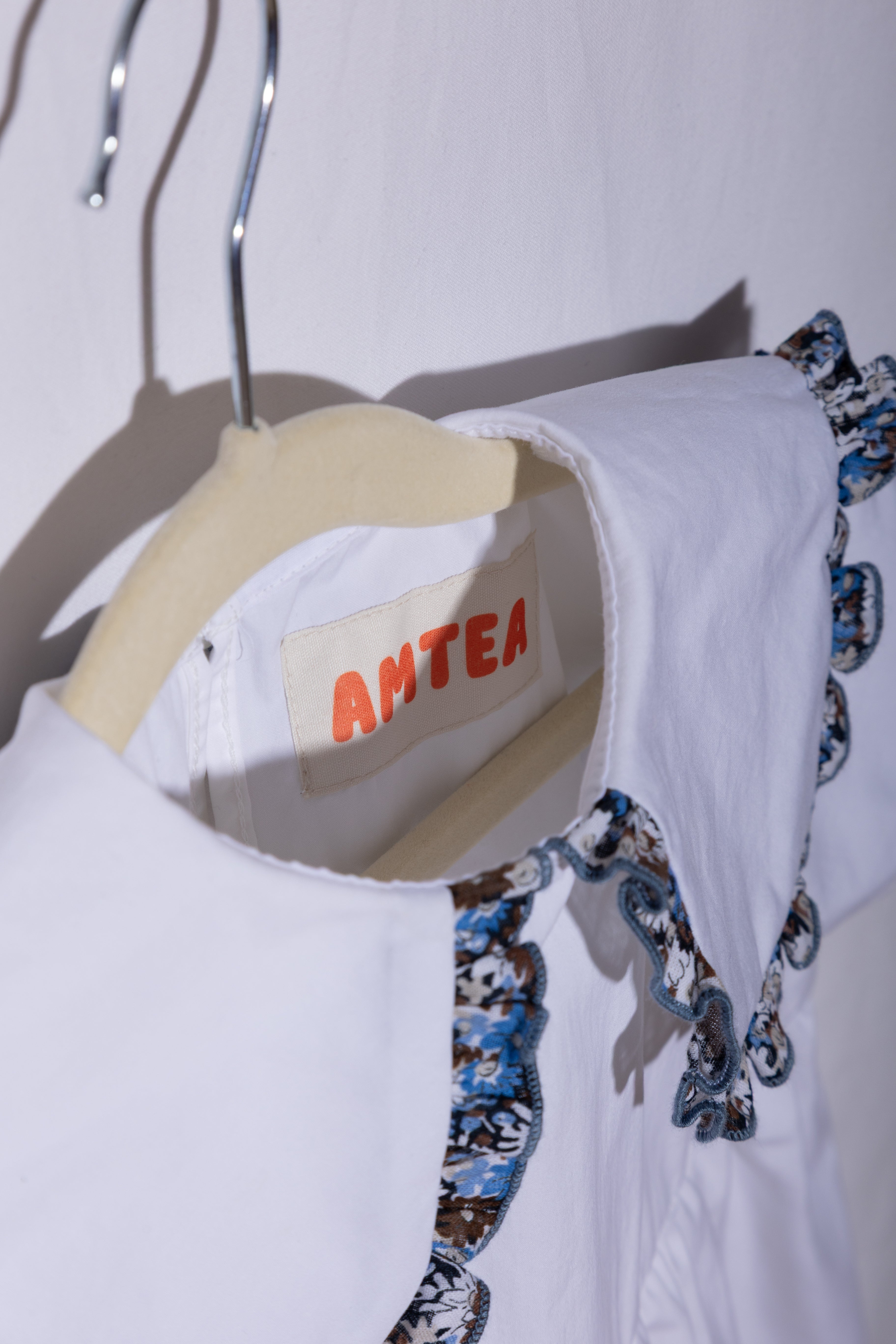 Abito Meringa Amtea – Purezza e Comfort in 100% Cotone