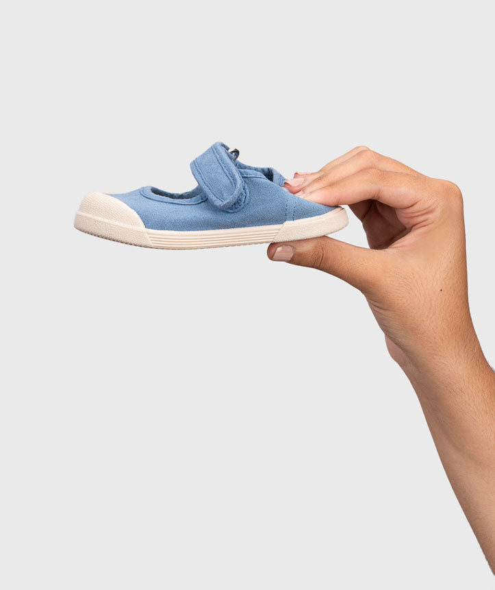 Igor Lona Mercedes Denim: Ballerina Barefoot in Tela